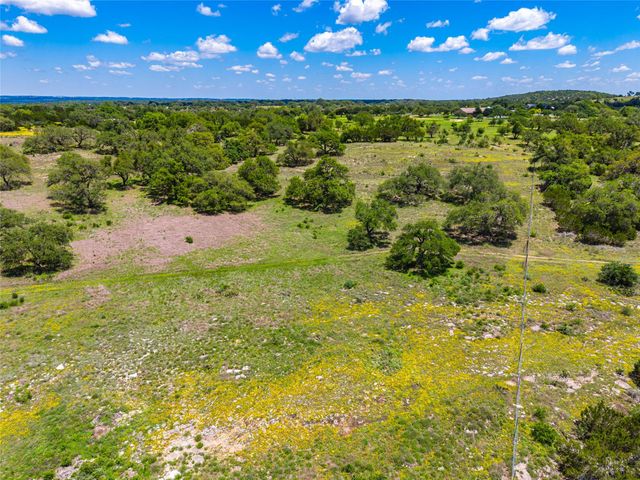 262 Cuesta PASS, Driftwood, TX 78619