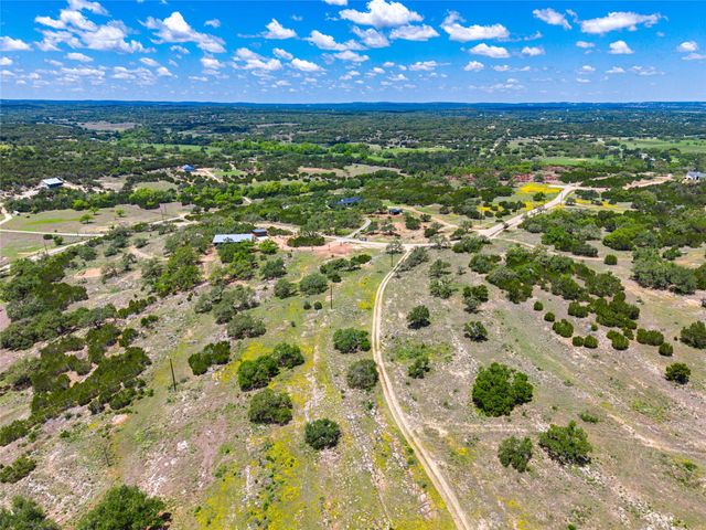 262 Cuesta PASS, Driftwood, TX 78619