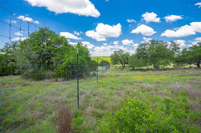 262 Cuesta PASS, Driftwood, TX 78619