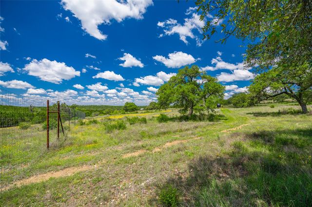 262 Cuesta PASS, Driftwood, TX 78619