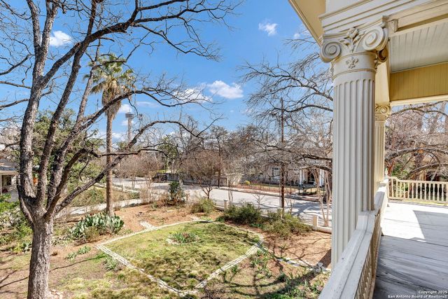 241 KING WILLIAM, San Antonio, TX 78204