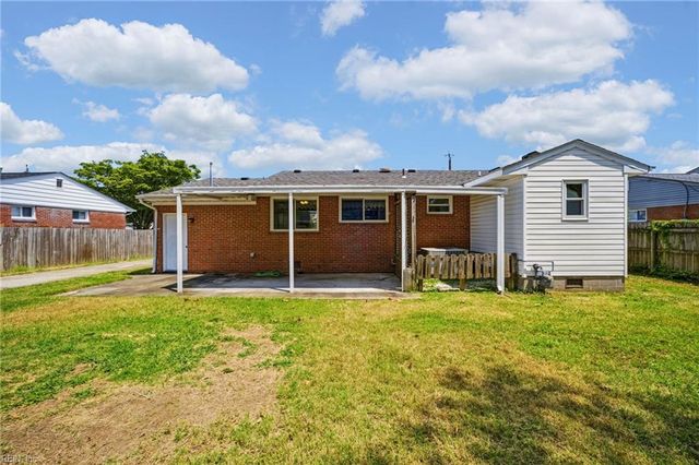 8125 Ferncliff RD, Norfolk, VA 23518