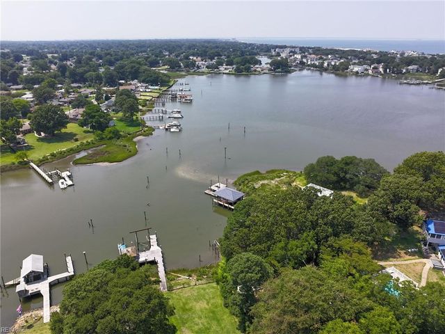 8125 Ferncliff RD, Norfolk, VA 23518