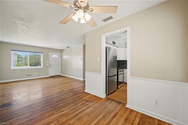 8125 Ferncliff RD, Norfolk, VA 23518