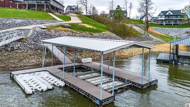 368 Sherwood Drive, Gilbertsville, KY 42044