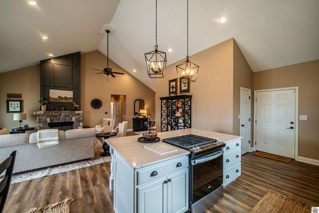 368 Sherwood Drive, Gilbertsville, KY 42044