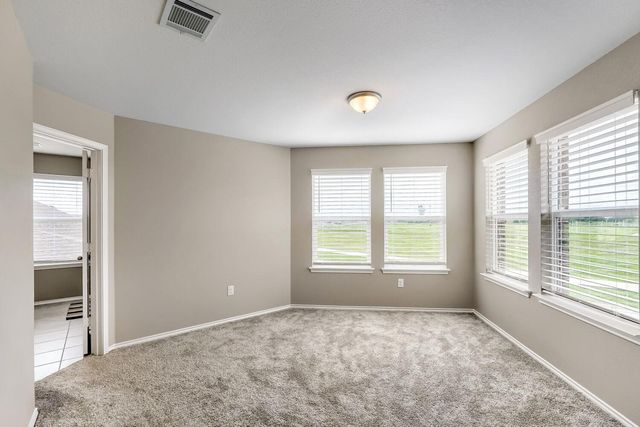 1513 Foxglove DR, Lockhart, TX 78644