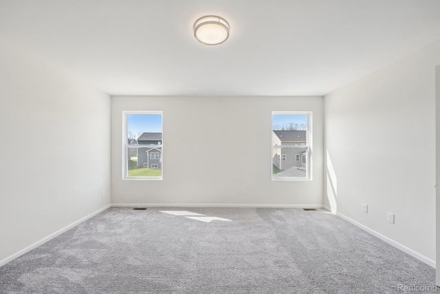 606 Harvest Way, Chelsea, MI 48118