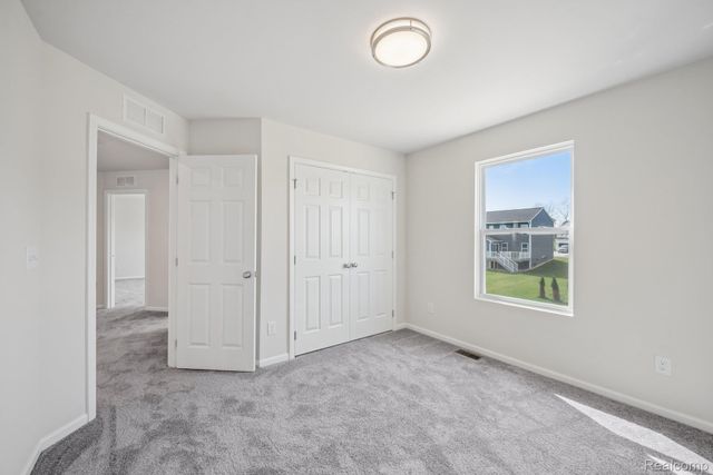 606 Harvest Way, Chelsea, MI 48118