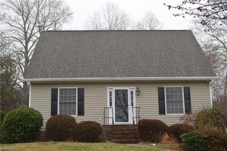 137 N Summit Drive, Mount Airy, NC 27030