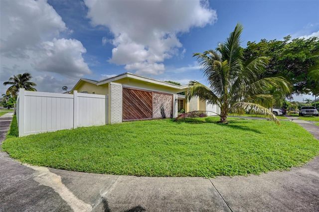 7211 NW 21st Street, Sunrise, FL 33313