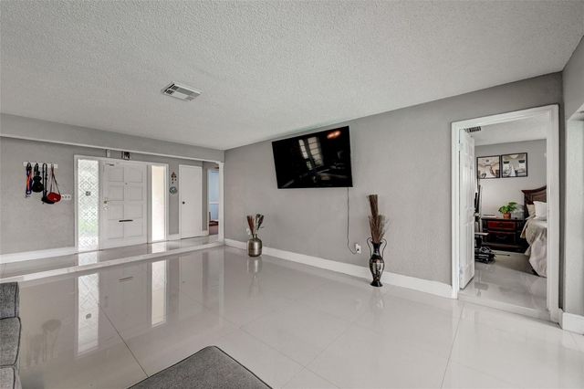 7211 NW 21st Street, Sunrise, FL 33313