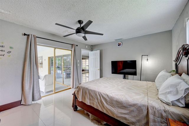 7211 NW 21st Street, Sunrise, FL 33313