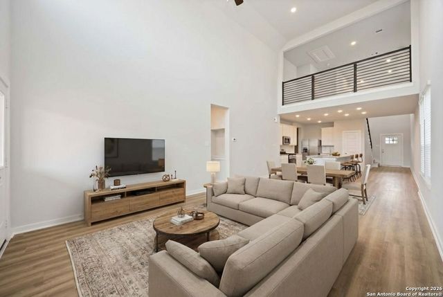 240 Ashley Loop, San Antonio, TX 78253