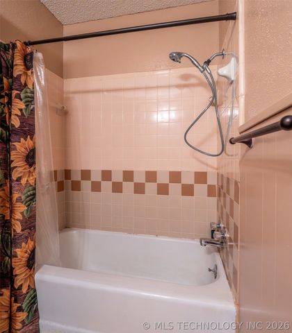 701 Macarthur Lane, Mcalester, OK 74501