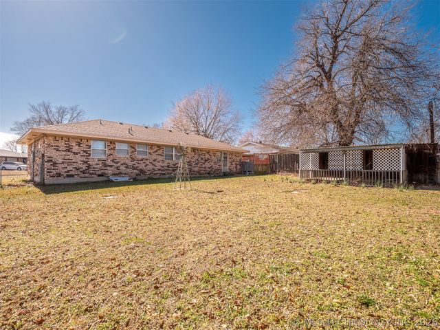 701 Macarthur Lane, Mcalester, OK 74501