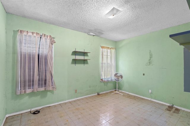 1100 S Trace DR, Austin, TX 78745