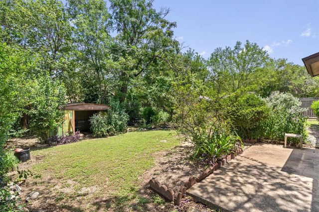 1100 S Trace DR, Austin, TX 78745