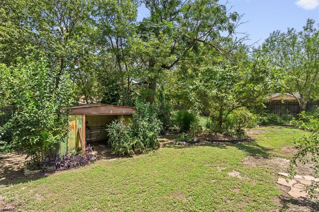 1100 S Trace DR, Austin, TX 78745