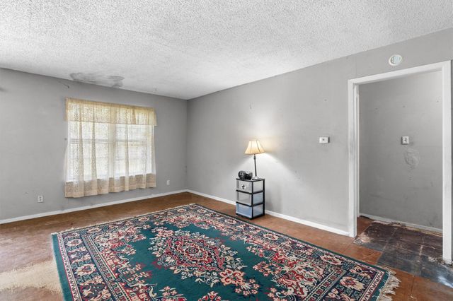1100 S Trace DR, Austin, TX 78745