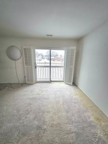 1542 W 93rd Court, Crown Point, IN 46307