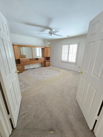 1542 W 93rd Court, Crown Point, IN 46307