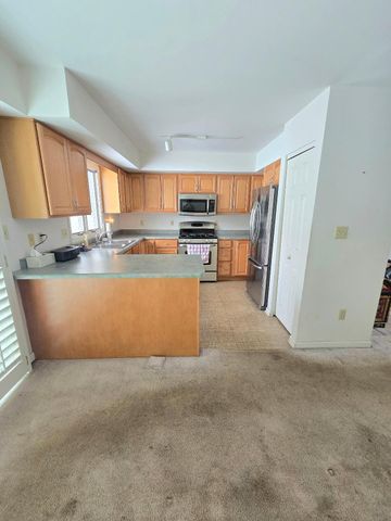 1542 W 93rd Court, Crown Point, IN 46307