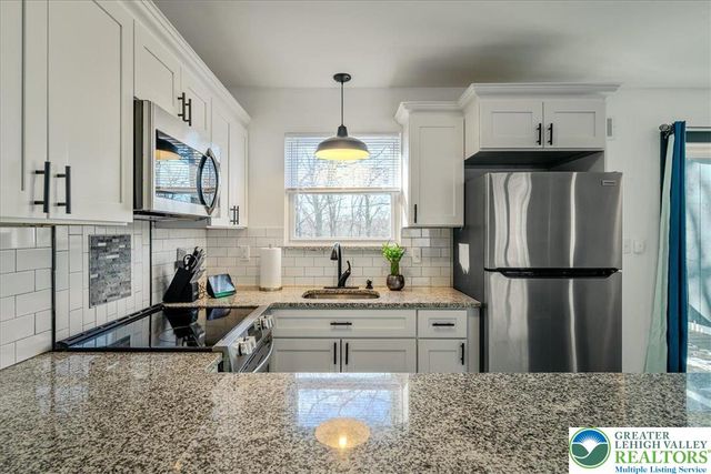 3260 Bluebird Drive, Lehman Twp, PA 18324