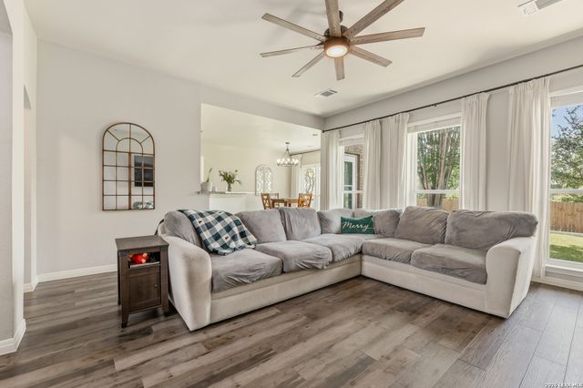 1204 Dimrock, Schertz, TX 78154