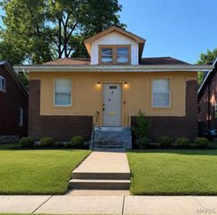 5420 Queens Avenue, St Louis, MO 63115