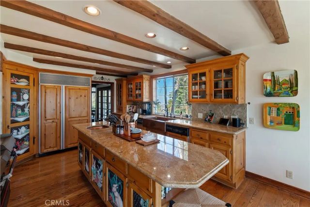 26071 Walnut Hills, Lake Arrowhead, CA 92352