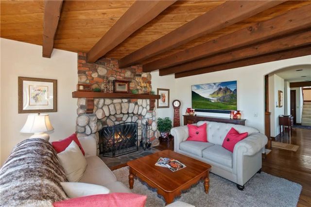 26071 Walnut Hills, Lake Arrowhead, CA 92352