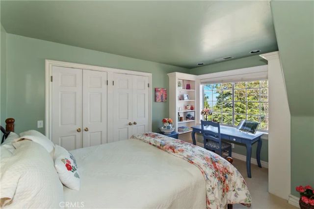 26071 Walnut Hills, Lake Arrowhead, CA 92352