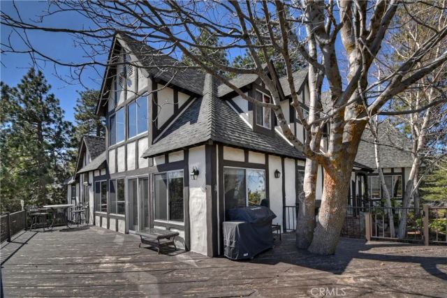 26071 Walnut Hills, Lake Arrowhead, CA 92352