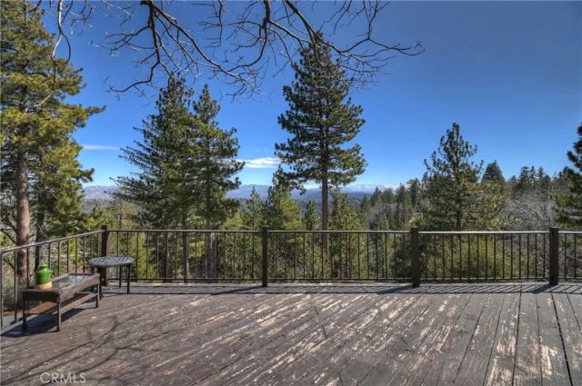 26071 Walnut Hills, Lake Arrowhead, CA 92352