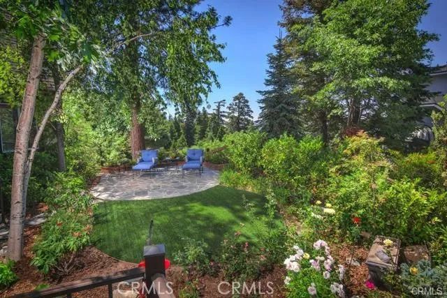 26071 Walnut Hills, Lake Arrowhead, CA 92352