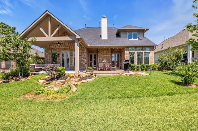 293 Camden Hills Drive, Montgomery, TX 77356