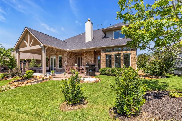 293 Camden Hills Drive, Montgomery, TX 77356
