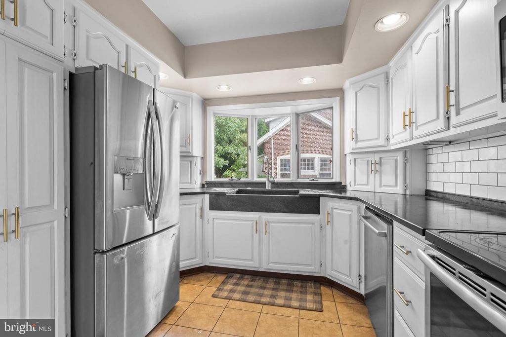 410 E SUMMIT ST, Souderton, PA 18964