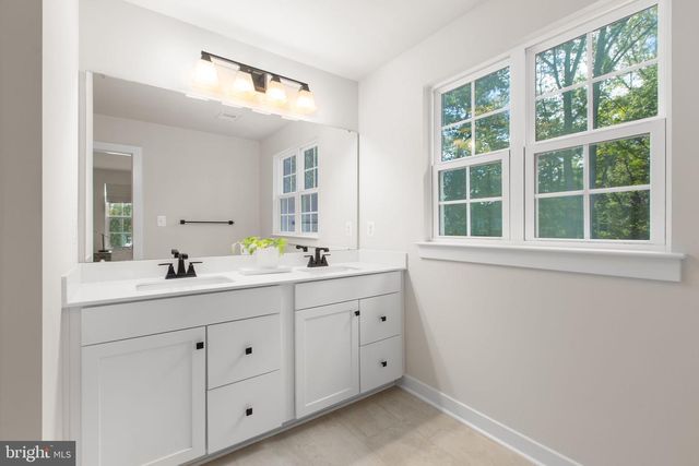 8524 SYLVANNAH DR, Spotsylvania, VA 22551