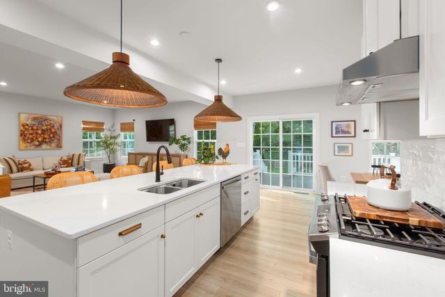8524 SYLVANNAH DR, Spotsylvania, VA 22551