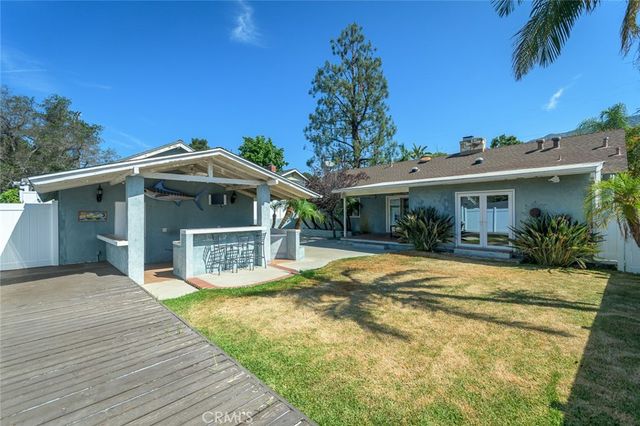 6250 Altura Avenue, La Crescenta, CA 91214