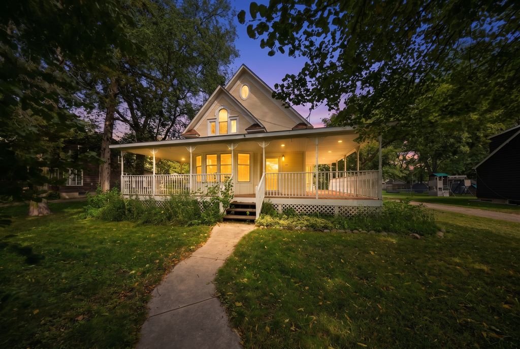 317 8th Street, Farmington, MN 55024 — exterior