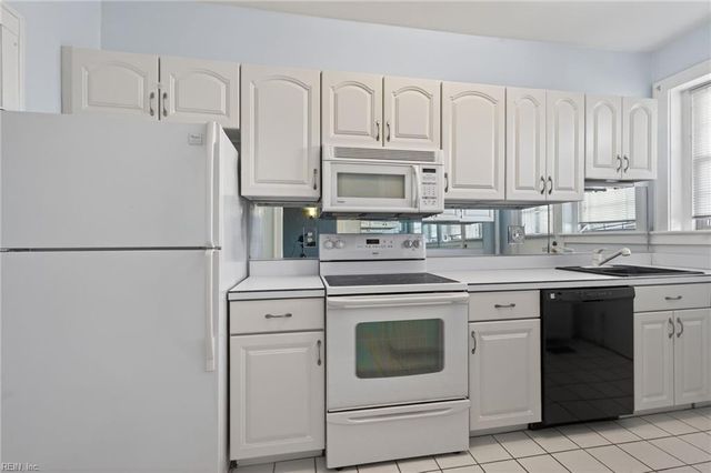 800 Gates Ave Apt C2, Norfolk, VA 23517