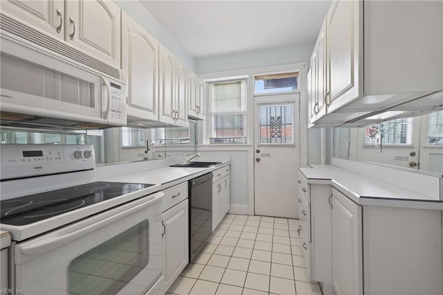 800 Gates Ave Apt C2, Norfolk, VA 23517