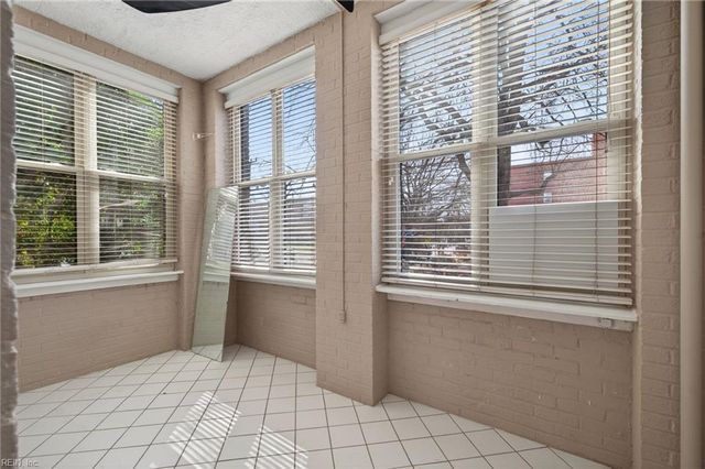 800 Gates Ave Apt C2, Norfolk, VA 23517