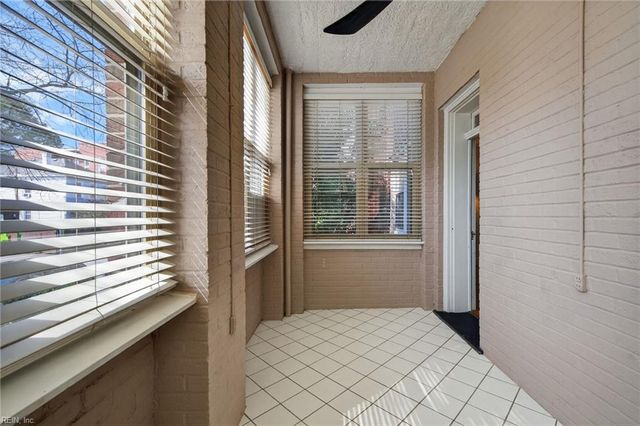 800 Gates Ave Apt C2, Norfolk, VA 23517