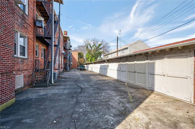 800 Gates Ave Apt C2, Norfolk, VA 23517