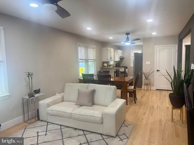 20 MANSION RD, Linthicum Heights, MD 21090