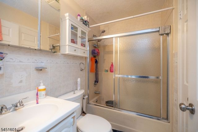 1150 W St George B23B023 2, Linden City, NJ 07036